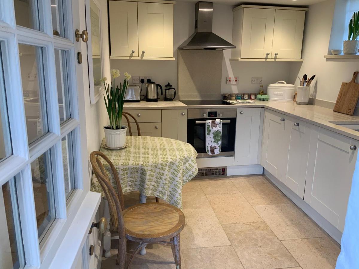 Masons Cottage, An Idyllic Retreat In An Area Of Outstanding Beauty, Close To Blenheim Palace, Oxford & The Cotswolds Stonesfield Екстериор снимка